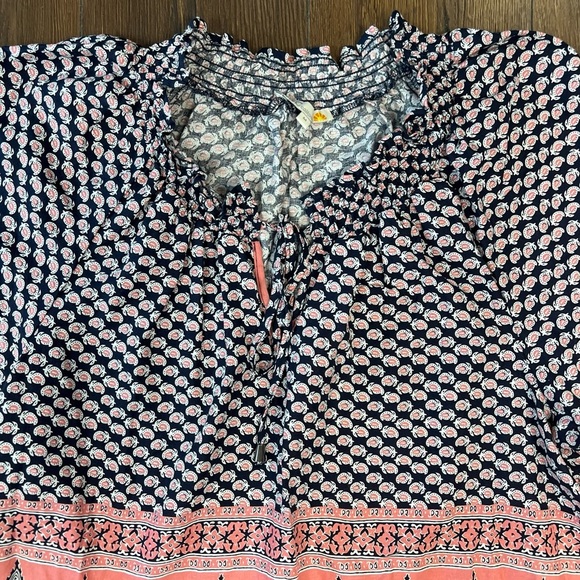 C&C California shirt SZ MED - Picture 2 of 3